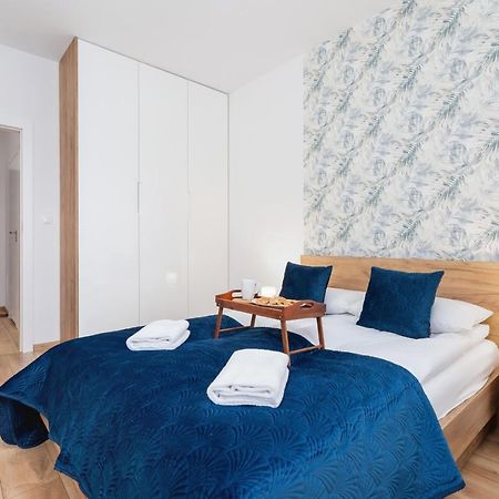 Apartments Steam Park Old Town Cracow By Noclegi Renters Krakow Exterior photo